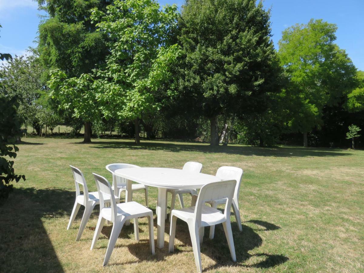 Villa Gite des Basses Touches Moitron-sur-Sarthe Exterior foto